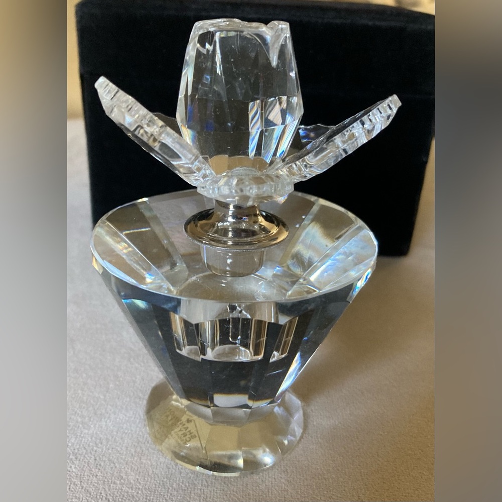 Shannon Vintage Crystal Perfume Bottle w/ Rose Top & Crystal Dauber